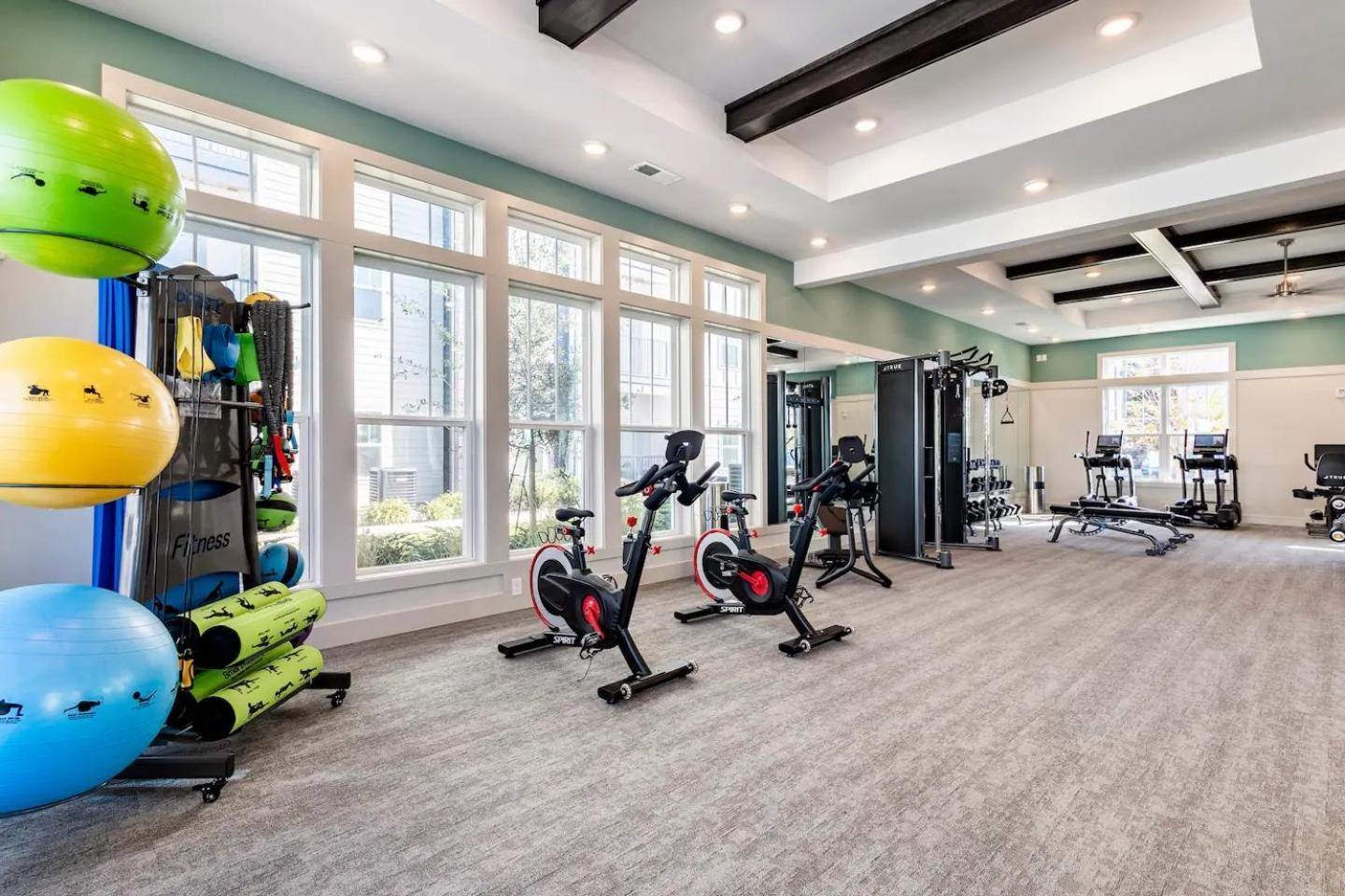 Complete Lush Green Apartment 10 Min To Parks Pets Allowed, Resort-Style Amenities Orlando Exterior photo