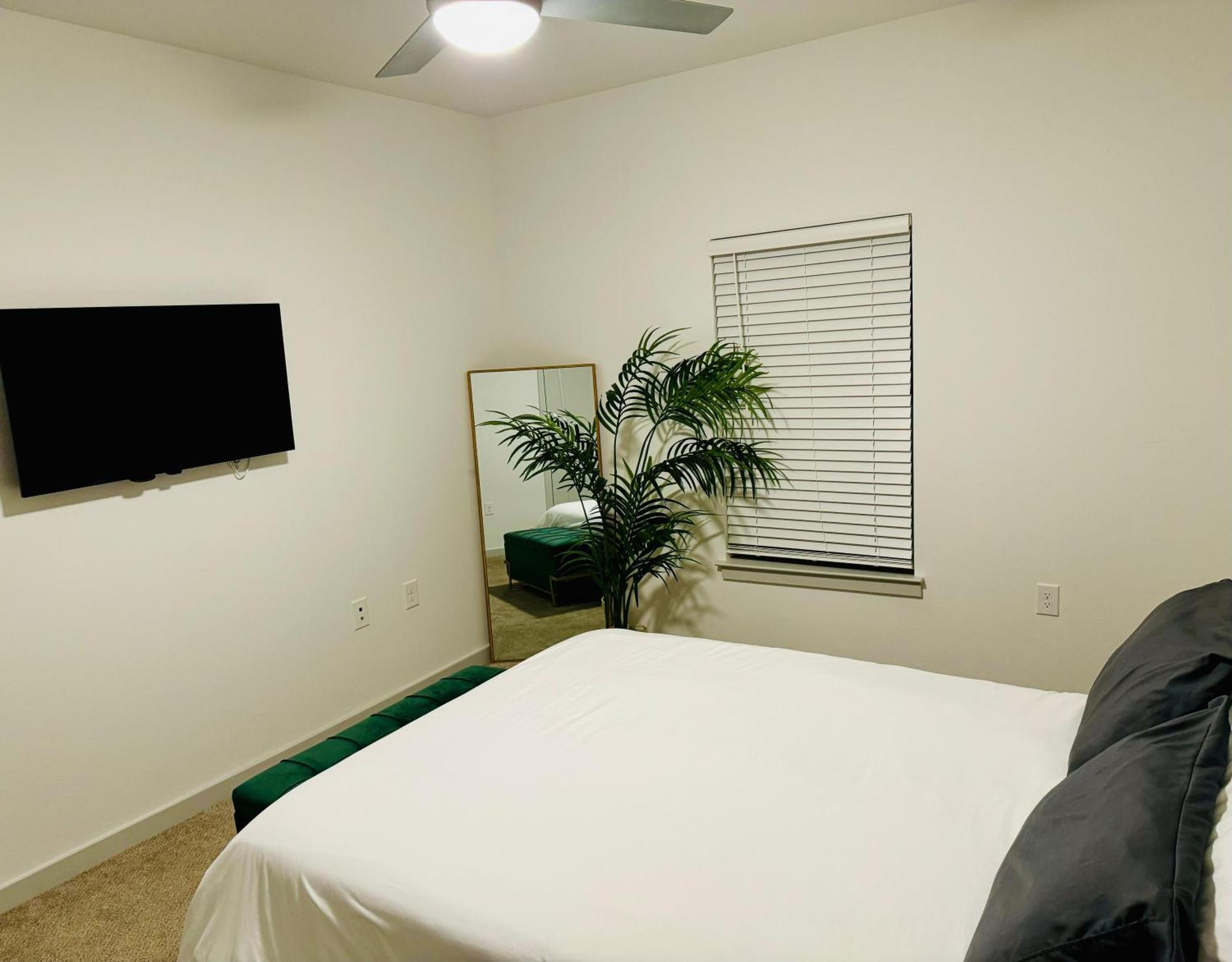Complete Lush Green Apartment 10 Min To Parks Pets Allowed, Resort-Style Amenities Orlando Exterior photo
